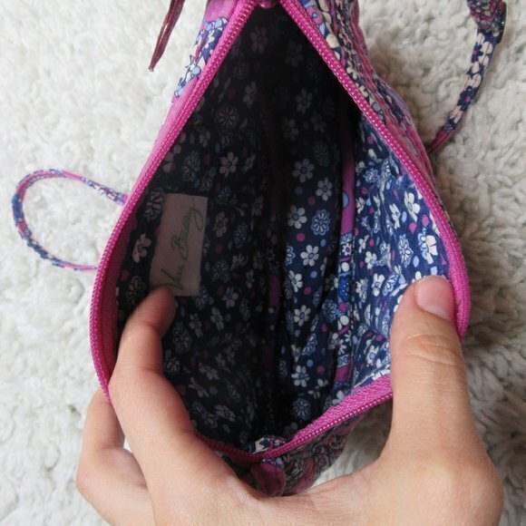 Vera Bradley purple paisley shoulder bag‎ - Picture 6 of 8